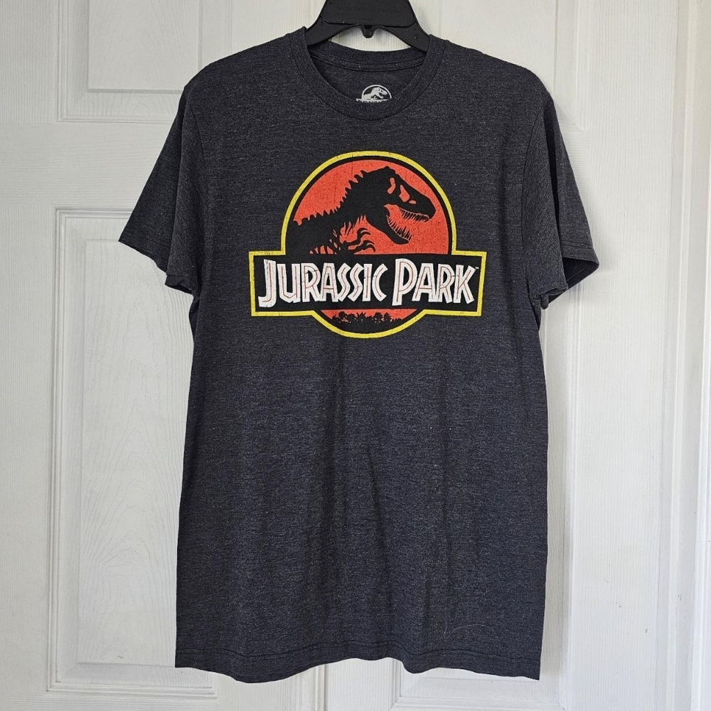 Jurassic park teeSize medium